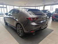 Neu Mazda 3 Exclusive 140 PS (102 kW) 2026 Grau Limousine