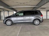 Gebraucht VW Touran 150 PS (110 kW) 2018 Grau Van / Kleinbus