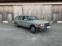 Gebraucht Mercedes 230 136 PS (100 kW) 1984 Silber Kombi