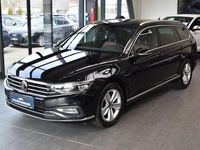Gebraucht VW Passat Elegance 150 PS (110 kW) 2022 Schwarz Kombi