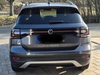 Gebraucht VW T-Cross Move 150 PS (110 kW) 2023 Grau SUV