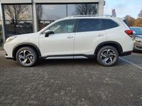 Gebraucht Subaru Forester Platinum 150 PS (110 kW) 2024 Crystal white pearl SUV