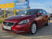 Gebraucht Volvo V40 Kinetic 120 PS (88 kW) 2016 Rot Limousine
