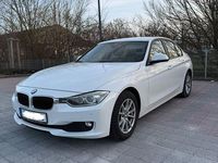 Gebraucht BMW 320 Performance 163 PS (119 kW) 2012 Weiß Limousine