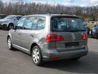 Gebraucht VW Touran 140 PS (102 kW) 2010 Grau Van / Kleinbus