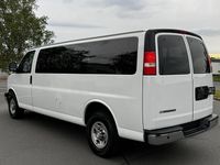 Gebraucht Chevrolet Express LT 286 PS (210 kW) 2017 Weiß Van / Kleinbus