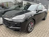 Gebraucht Porsche Cayenne S 475 PS (349 kW) 2025 Chromitschwarzmetallic SUV