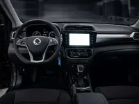 Neu KGM Tivoli 163 PS (119 kW) 2026 Grand white SUV