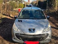 Gebraucht Peugeot 206+ 68 PS (50 kW) 2009 Silber Kleinwagen