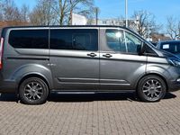 Gebraucht Ford Tourneo Titanium 170 PS (125 kW) 2018 Grau Kombi