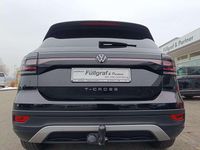 Gebraucht VW T-Cross Active 110 PS (80 kW) 2021 Deep black perleffekt SUV