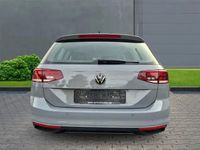 Gebraucht VW Passat Conceptline 150 PS (110 kW) 2022 Grau Kombi