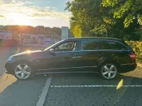 Gebraucht Mercedes E200 Avantgarde 184 PS (135 kW) 2010 Schwarz Limousine