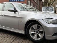 Gebraucht BMW 323 177 PS (130 kW) 2006 Silber Limousine