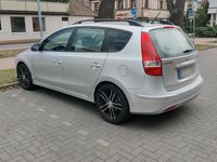 Gebraucht Hyundai i30 90 PS (66 kW) 2012 Silber Kombi