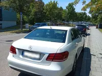 Gebraucht Mercedes E220 Edition 170 PS (125 kW) 2015 Weiß Limousine