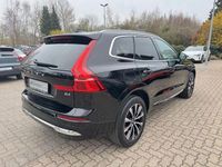 Gebraucht Volvo XC60 Plus 197 PS (144 kW) 2022 Schwarz SUV