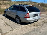 Gebraucht Mercedes C200 163 PS (119 kW) 2003 Grau Kombi