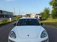 Gebraucht Porsche Cayenne 245 PS (180 kW) 2012 Weiß SUV