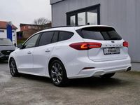 Neu Ford Focus ST-Line 155 PS (114 kW) 2025 Frozen white (weiß) Kombi