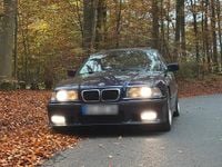 Second-hand BMW 320 150 CP (110 kW) 1996 Albastru Coupe