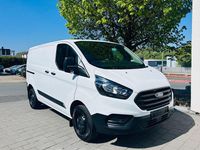 Second-hand Ford Transit Custom 105 CP (77 kW) 2022 Alb Monovolum