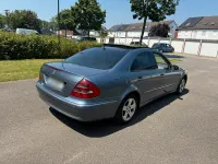 Gebraucht Mercedes E220 150 PS (110 kW) 2003 Grau Limousine