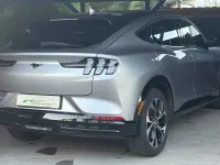 Gebraucht Ford Mustang Mach-E 197 kW (269 PS) 2021 Silber SUV