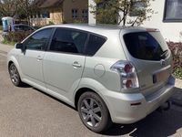 Gebraucht Toyota Corolla Verso Team 129 PS (94 kW) 2009 Silber Van / Kleinbus
