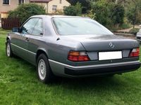 Gebraucht Mercedes 230 132 PS (97 kW) 1987 Silber Coupé
