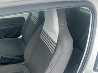 Gebraucht VW up! 60 PS (44 kW) 2019 Weiß Kleinwagen