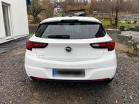 Gebraucht Opel Astra 105 PS (77 kW) 2019 Weiß Kleinwagen