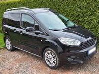 Gebraucht Ford Courier Titanium 105 PS (77 kW) 2017 Schwarz Van / Kleinbus