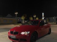 Gebraucht BMW 330 231 PS (169 kW) 2007 Rot Coupé