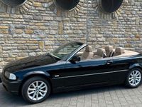 Gebraucht BMW 320 Cabriolet 170 PS (125 kW) 2001 Schwarz Cabrio