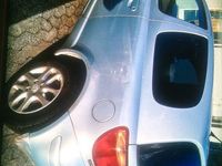 Gebraucht Toyota Yaris 75 PS (55 kW) 2005 Blau Limousine