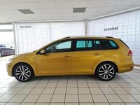Gebraucht VW Golf VII Join 131 PS (96 kW) 2018 Kurkumagelb metallic Kombi