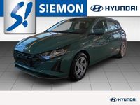 Gebraucht Hyundai i20 Select 79 PS (58 kW) 2025 Mangrove green / mic Kleinwagen
