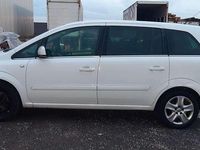 Gebraucht Opel Zafira Design Edition 110 PS (80 kW) 2011 Schneeweiss/summitwhite/arctic Van / Kleinbus
