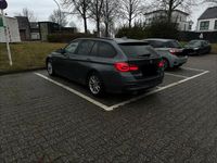 Gebraucht BMW 318 Advantage 136 PS (100 kW) 2017 Grau Kombi