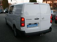 Gebraucht Opel Vivaro Edition 150 PS (110 kW) 2020 Jade weiss/arktis weiss Van / Kleinbus