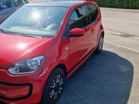 Second-hand VW up! Move 60 CP (44 kW) 2016 Roșu Hatchback