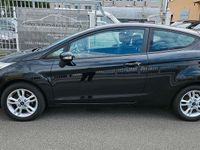 Gebraucht Ford Fiesta Celebration 101 PS (74 kW) 2017 Schwarz Kleinwagen