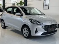 Gebraucht Hyundai i10 Select 67 PS (49 kW) 2023 Silber Kleinwagen
