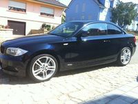 Gebraucht BMW 118 Coupé 143 PS (105 kW) 2012 Schwarz metallic Coupé