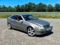 Gebraucht Mercedes C180 143 PS (105 kW) 2003 Silber Coupé