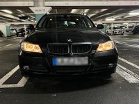 Gebraucht BMW 318 129 PS (94 kW) 2007 Schwarz Kombi