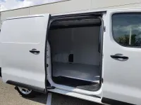 Używany Citroën Jumpy 179 KM (131 kW) 2022 Biały Minivan
