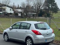 Gebraucht Nissan Tiida 110 PS (80 kW) 2009 Silber Kleinwagen