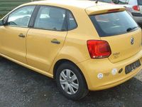 Gebraucht VW Polo Trendline 60 PS (44 kW) 2009 Gelb Limousine